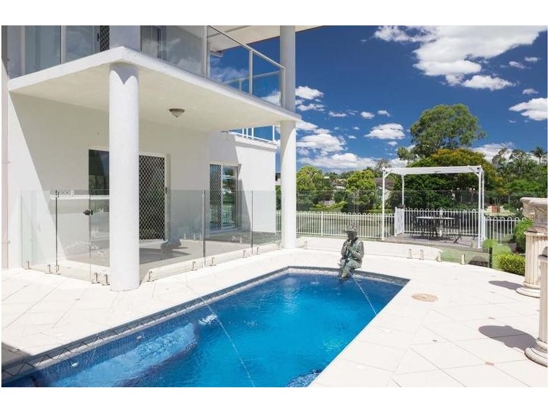 32 Newell Place, Westlake QLD 4074