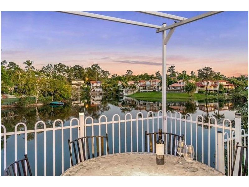 32 Newell Place, Westlake QLD 4074