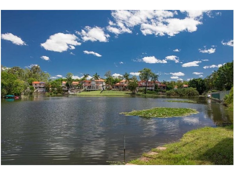 32 Newell Place, Westlake QLD 4074