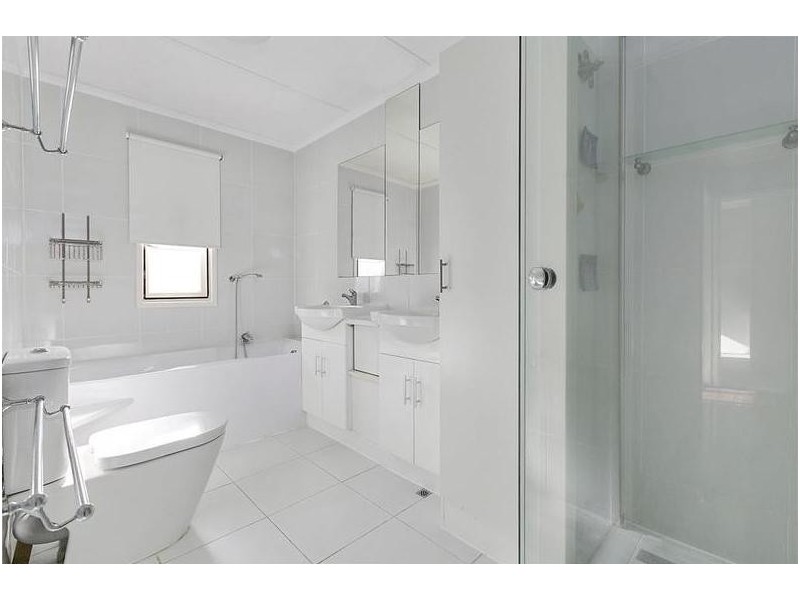 3 Bevis Street, Bulimba QLD 4171