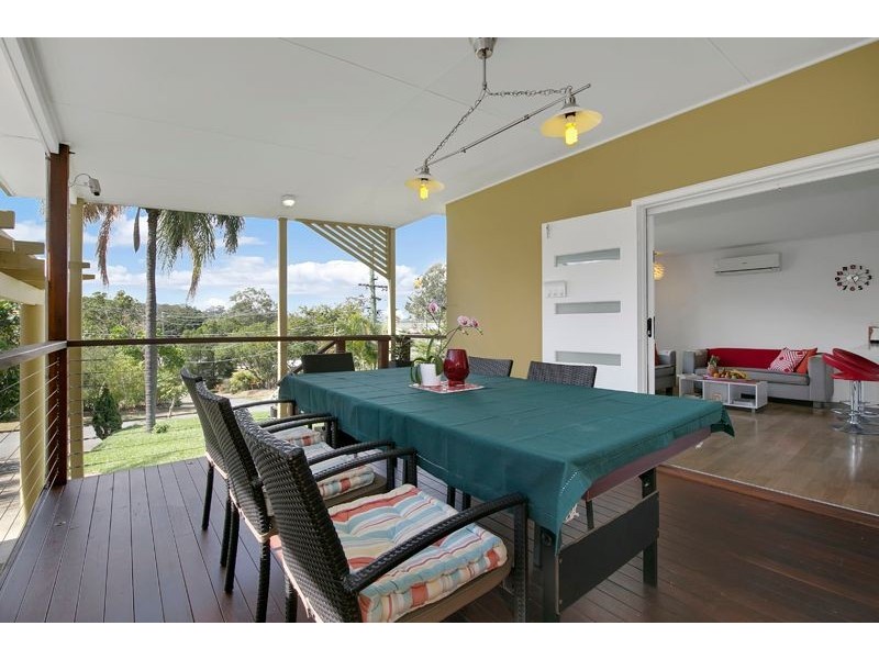 41 Trenton Street, Kenmore QLD 4069