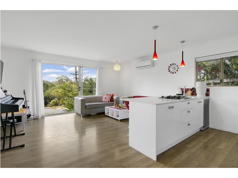 41 Trenton Street, Kenmore QLD 4069