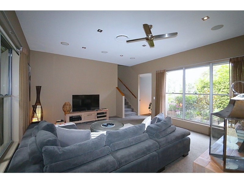 199 Moons Lane, Brookfield QLD 4069