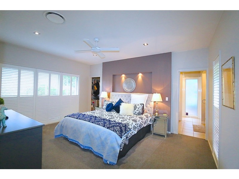 199 Moons Lane, Brookfield QLD 4069