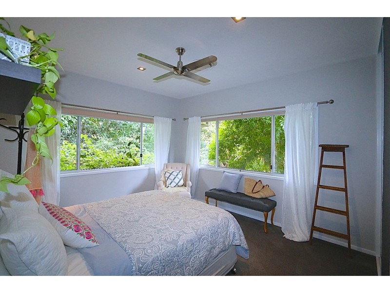 199 Moons Lane, Brookfield QLD 4069