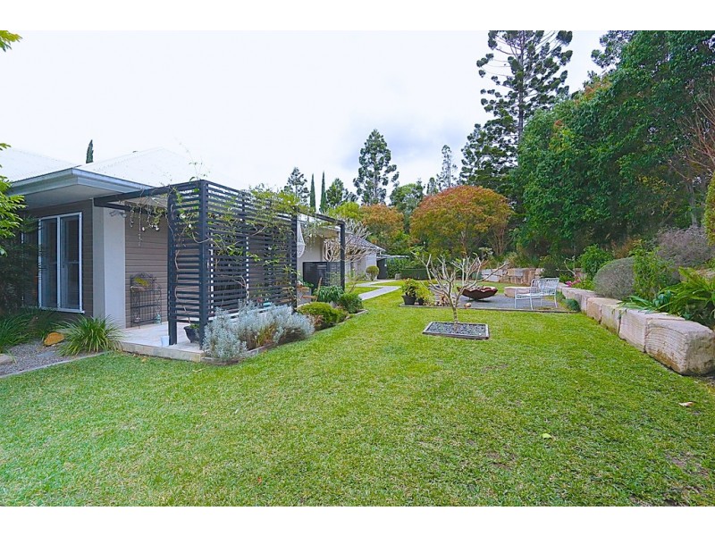 199 Moons Lane, Brookfield QLD 4069