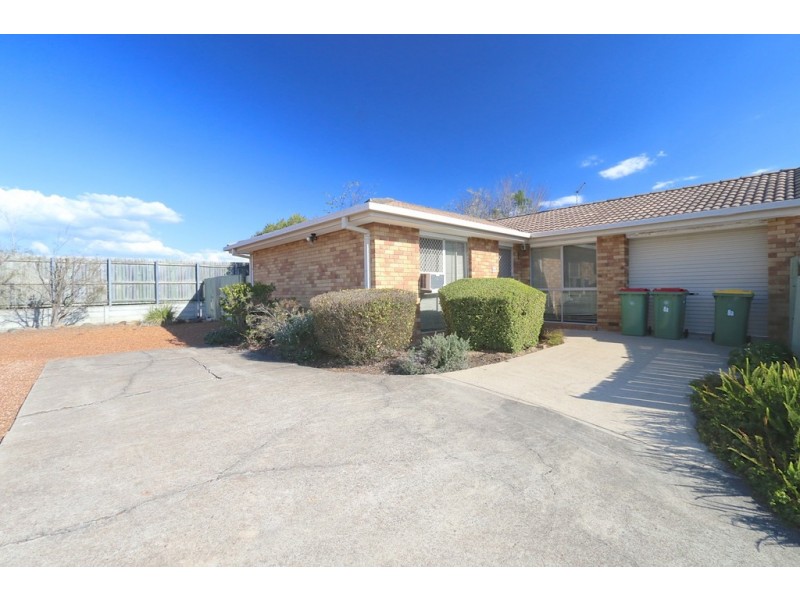 8a McGreavy Street, One Mile QLD 4305