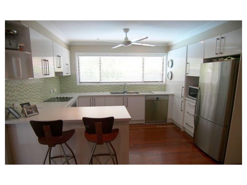 79 Sunset Road, Kenmore QLD 4069