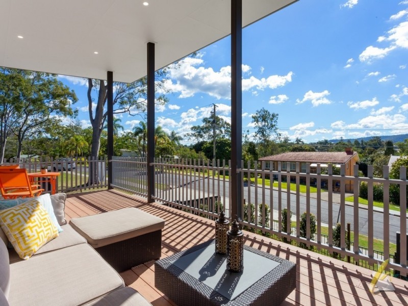 37 Kersley Road, Kenmore QLD 4069