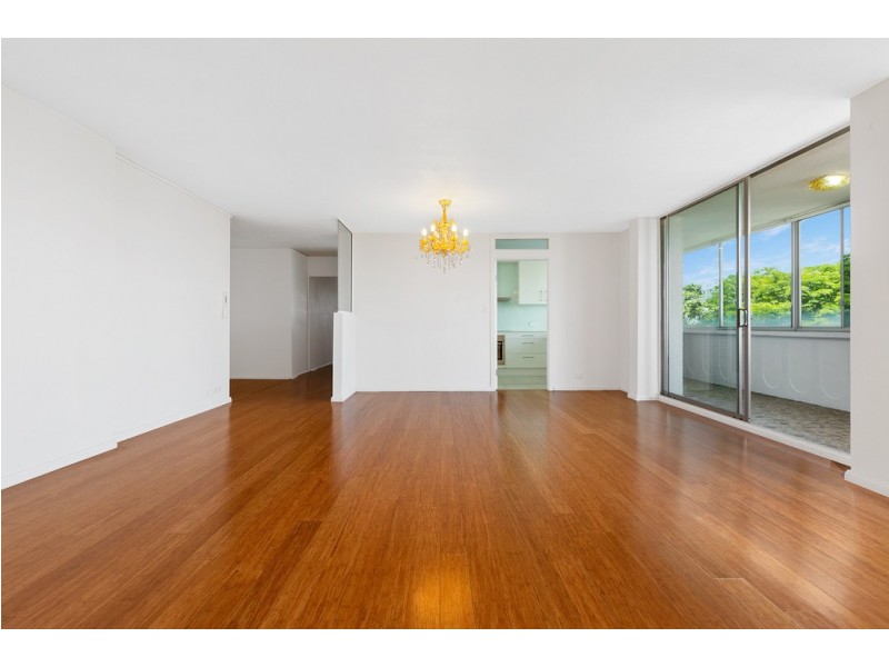 11/104 Station Road, Indooroopilly QLD 4068