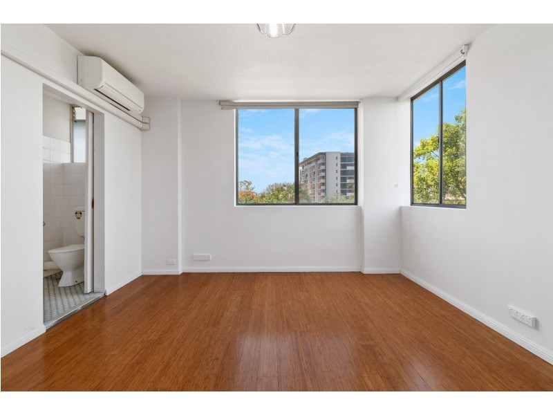 11/104 Station Road, Indooroopilly QLD 4068