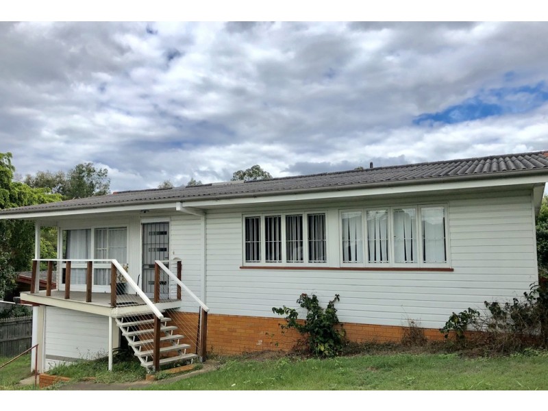 856 Moggill Road, Kenmore QLD 4069