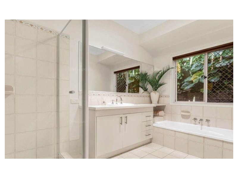 39 Cityview Road, Sinnamon Park QLD 4073