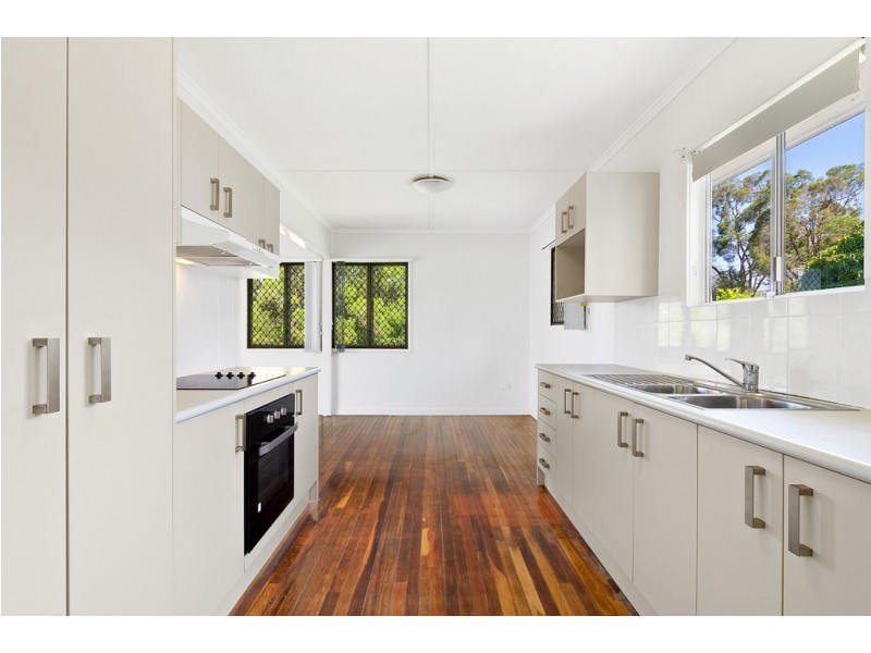 4 Clive Street, Goodna QLD 4300