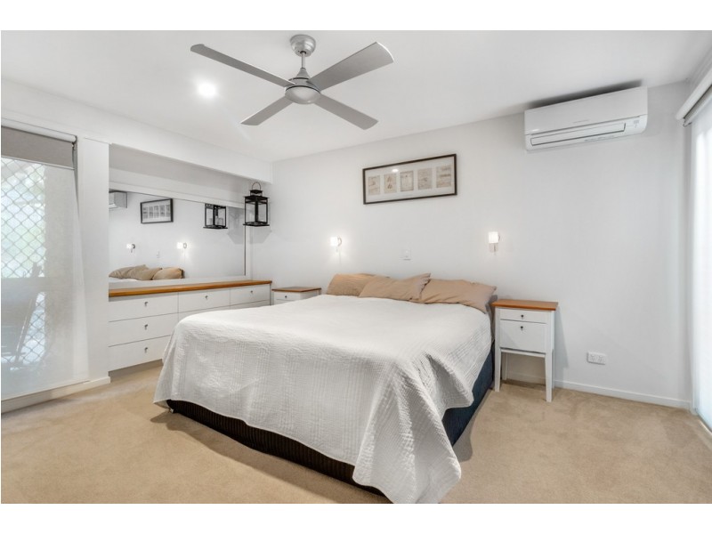16 Valleybrook Street, Kenmore Hills QLD 4069