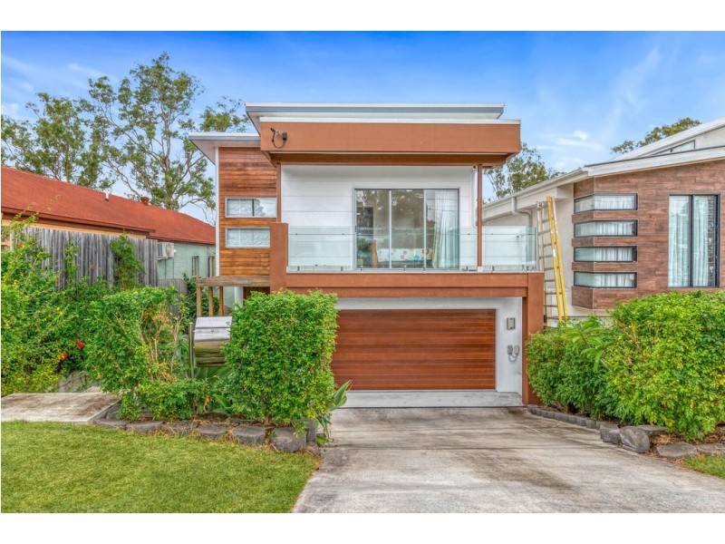 44 Burns Parade, Chapel Hill QLD 4069