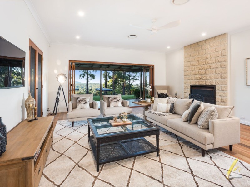 300 Old Farm Road, Pullenvale QLD 4069