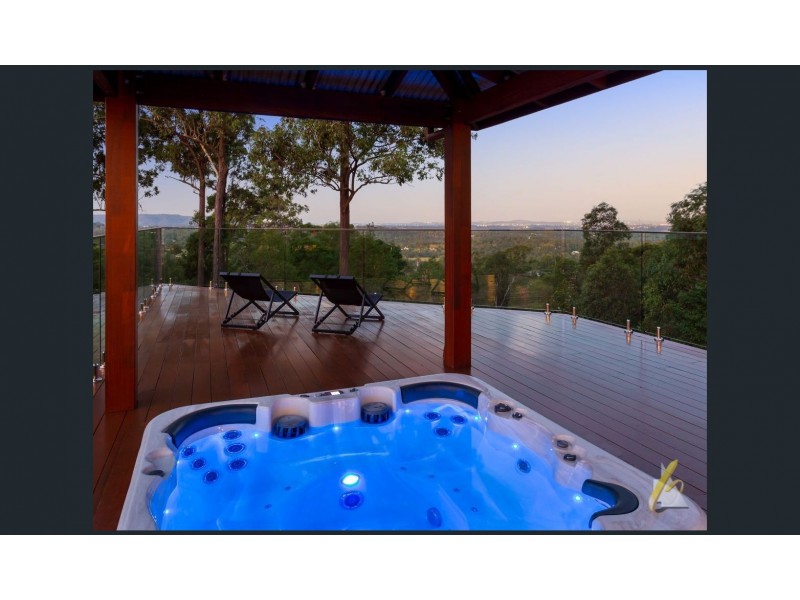 300 Old Farm Road, Pullenvale QLD 4069