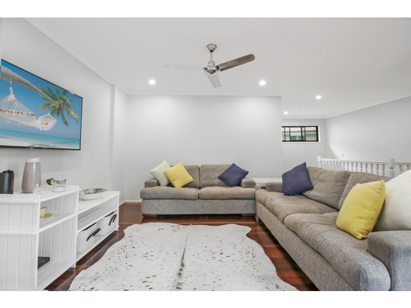 3 Struan Street, Chapel Hill QLD 4069