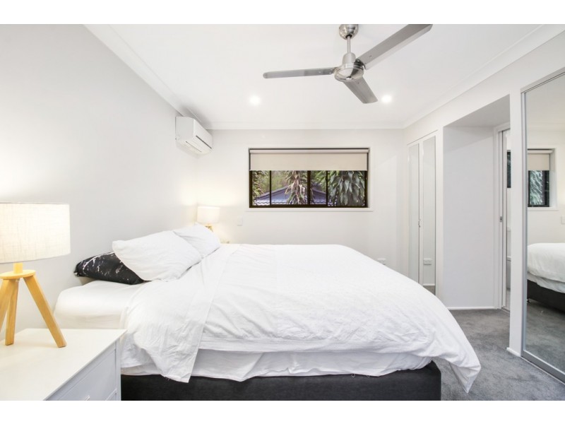 3 Struan Street, Chapel Hill QLD 4069