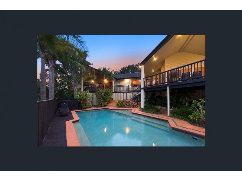 31 Geewan Place, Chapel Hill QLD 4069