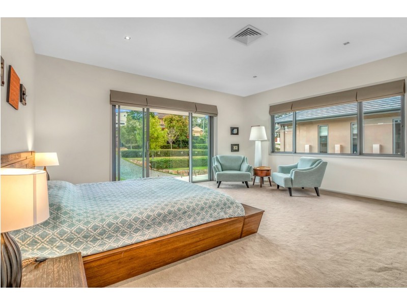 9 Castile Street, Indooroopilly QLD 4068
