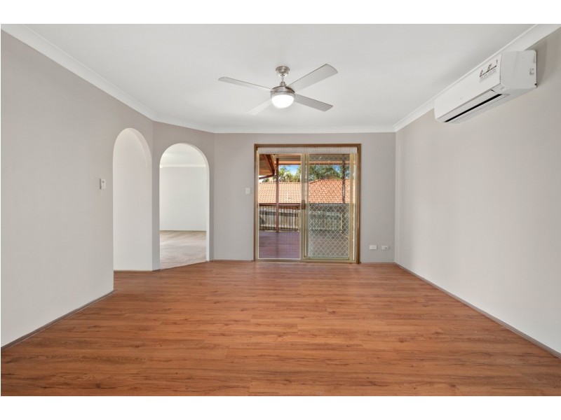 44 Dougy Place, Bellbowrie QLD 4070