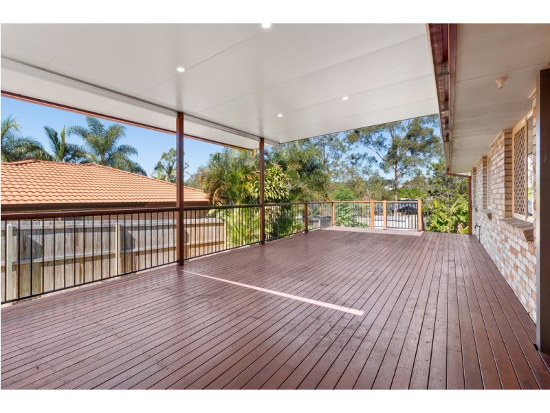 44 Dougy Place, Bellbowrie QLD 4070