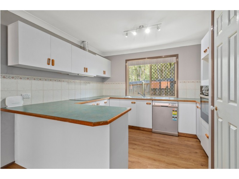 44 Dougy Place, Bellbowrie QLD 4070