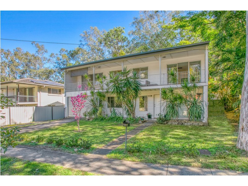 33 Fallbrook Street, Kenmore QLD 4069