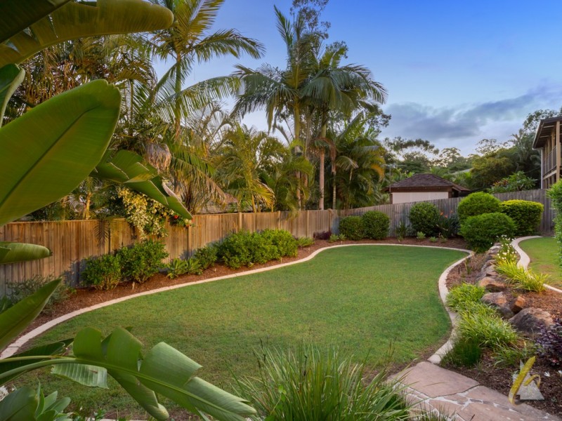 16 Landsborough Place, Forest Lake QLD 4078