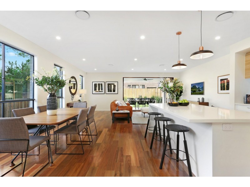 51 Clarina Street, Chapel Hill QLD 4069