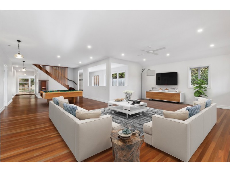 20 Saunders Street, Indooroopilly QLD 4068