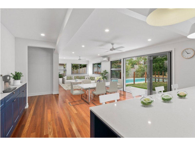20 Saunders Street, Indooroopilly QLD 4068