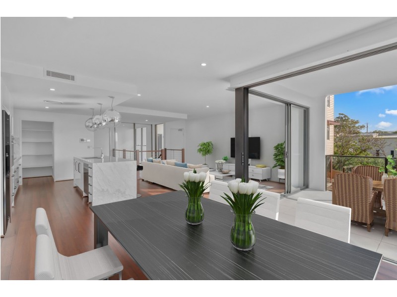 2/47 Simpson Road, Bardon QLD 4065