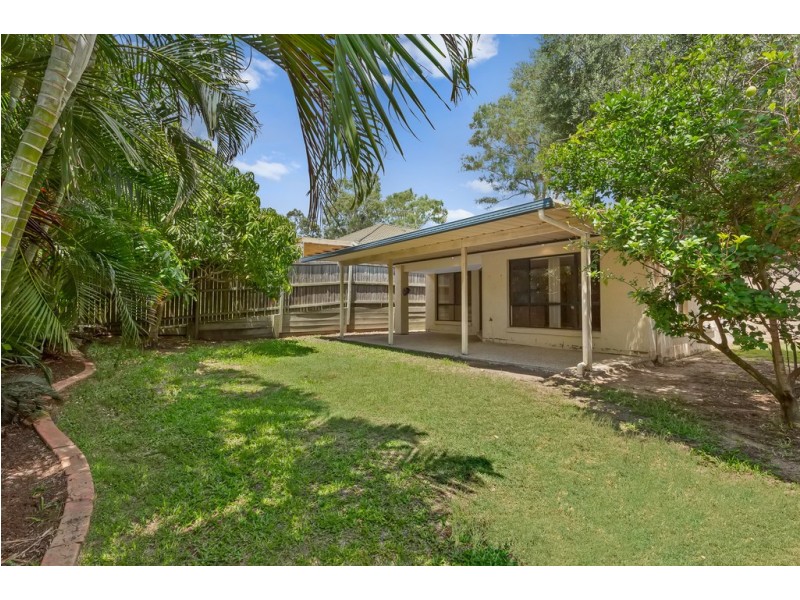11 Crediton Place, Forest Lake QLD 4078