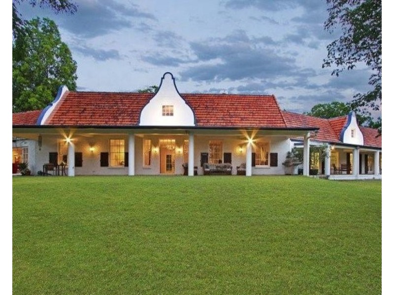 2 Tangy Street, Brookfield QLD 4069