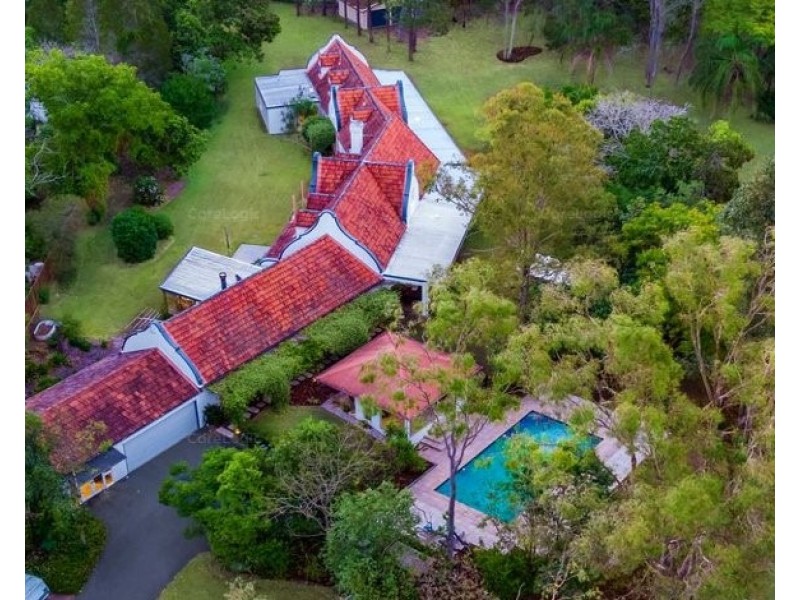 2 Tangy Street, Brookfield QLD 4069