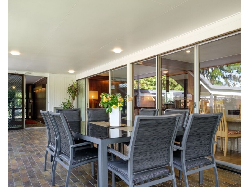 46 Kintyre Street, Brookfield QLD 4069