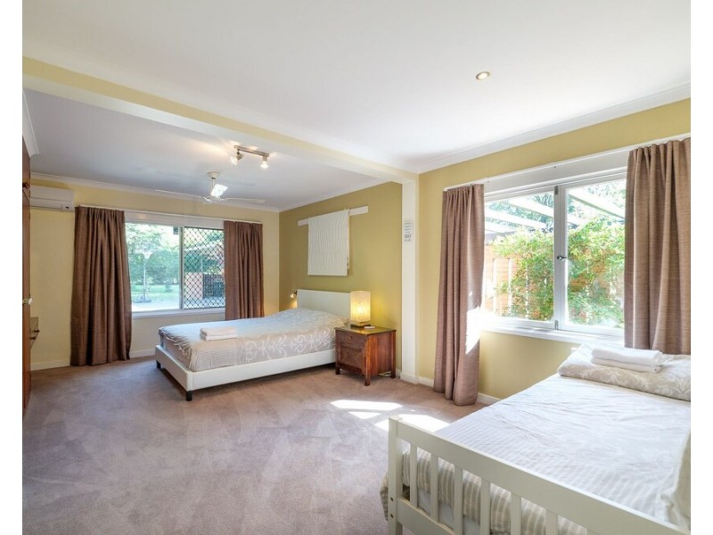 46 Kintyre Street, Brookfield QLD 4069