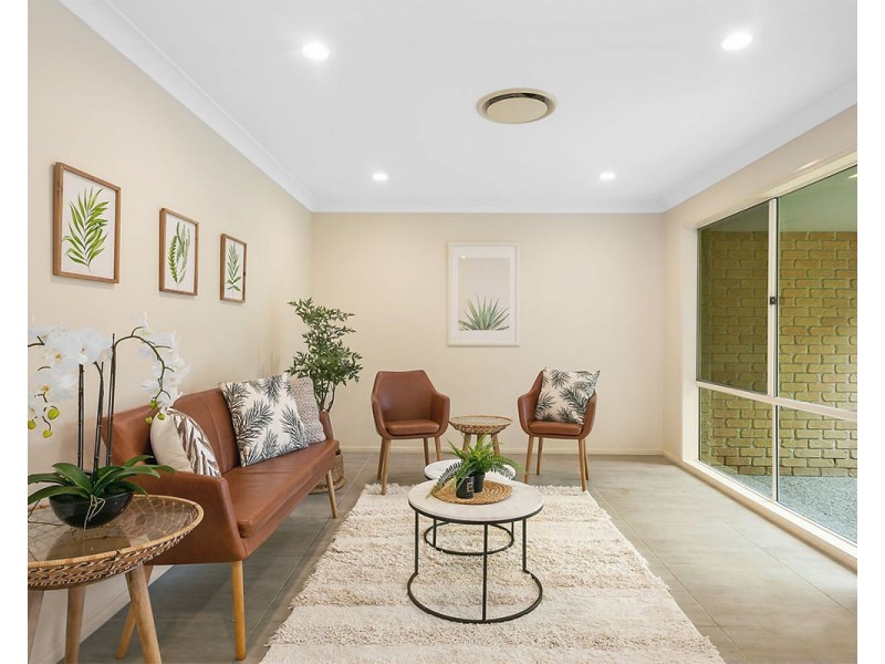 23 Parkway Place, Kenmore QLD 4069