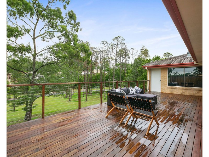 23 Parkway Place, Kenmore QLD 4069