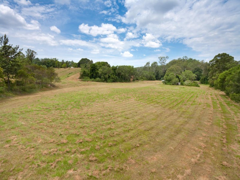 42 Lyndale Road, Pullenvale QLD 4069