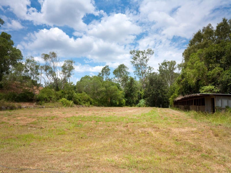 42 Lyndale Road, Pullenvale QLD 4069