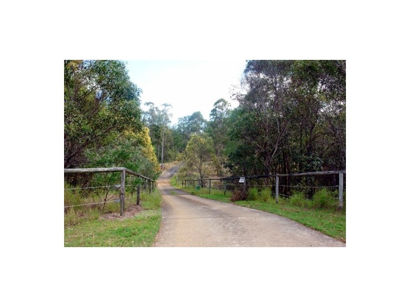 80 Ben Varden Avenue, Kholo QLD 4306