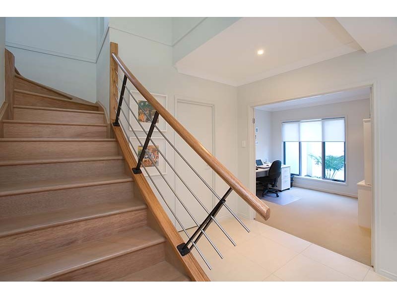 81 Gunnin Street, Fig Tree Pocket QLD 4069