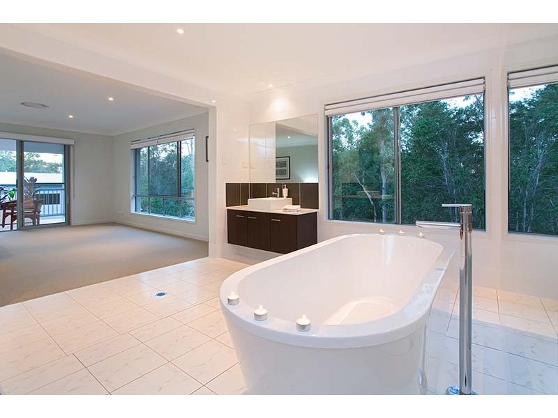 81 Gunnin Street, Fig Tree Pocket QLD 4069