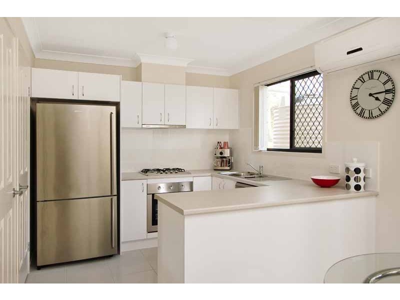 110 Rockfield Rd, Doolandella QLD 4077