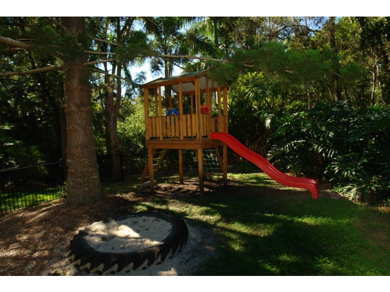 289 Pinjarra Road, Pinjarra Hills QLD 4069