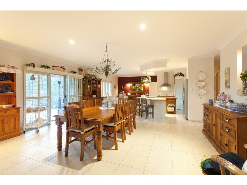 198 Red Cedar Road, Pullenvale QLD 4069